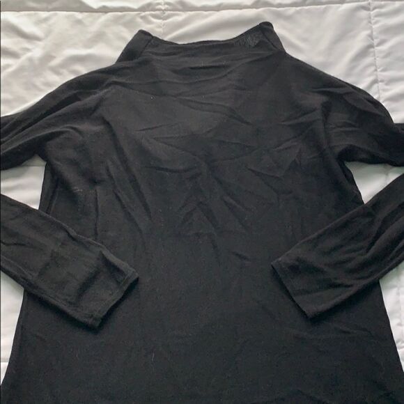 Eileen Fisher black scoop neck top size small - Picture 3 of 4